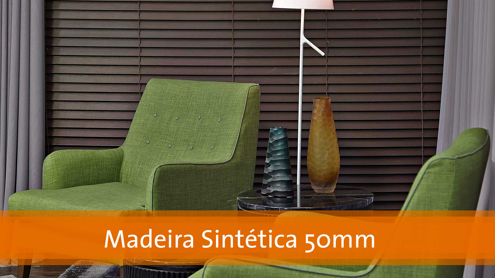 Persianas horizontais em alumínio ou madeira